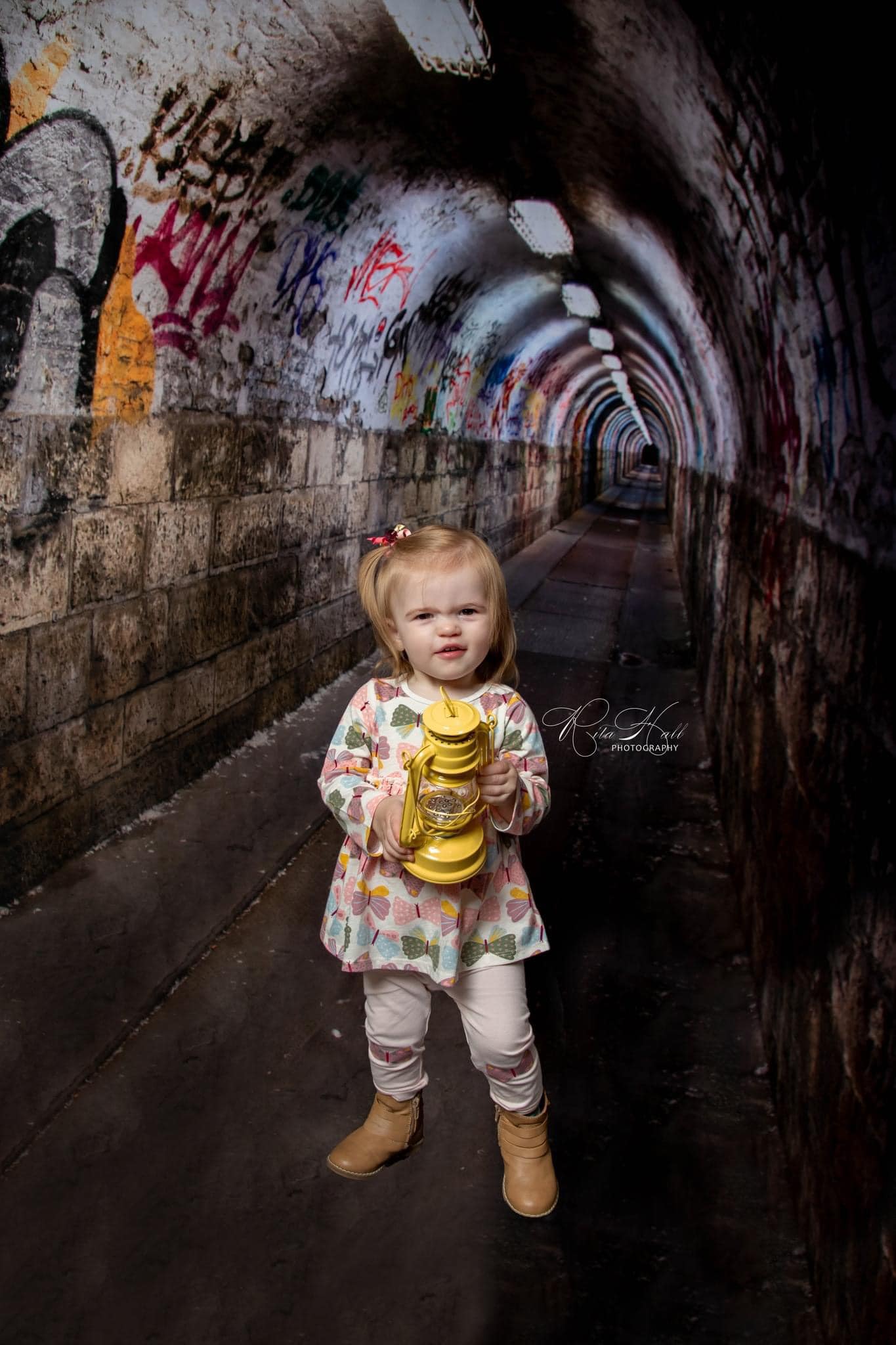 Kate Graffiti Wand Tunnel Gebäude Hintergrund für Fotografie - Kate Backdrop.de
