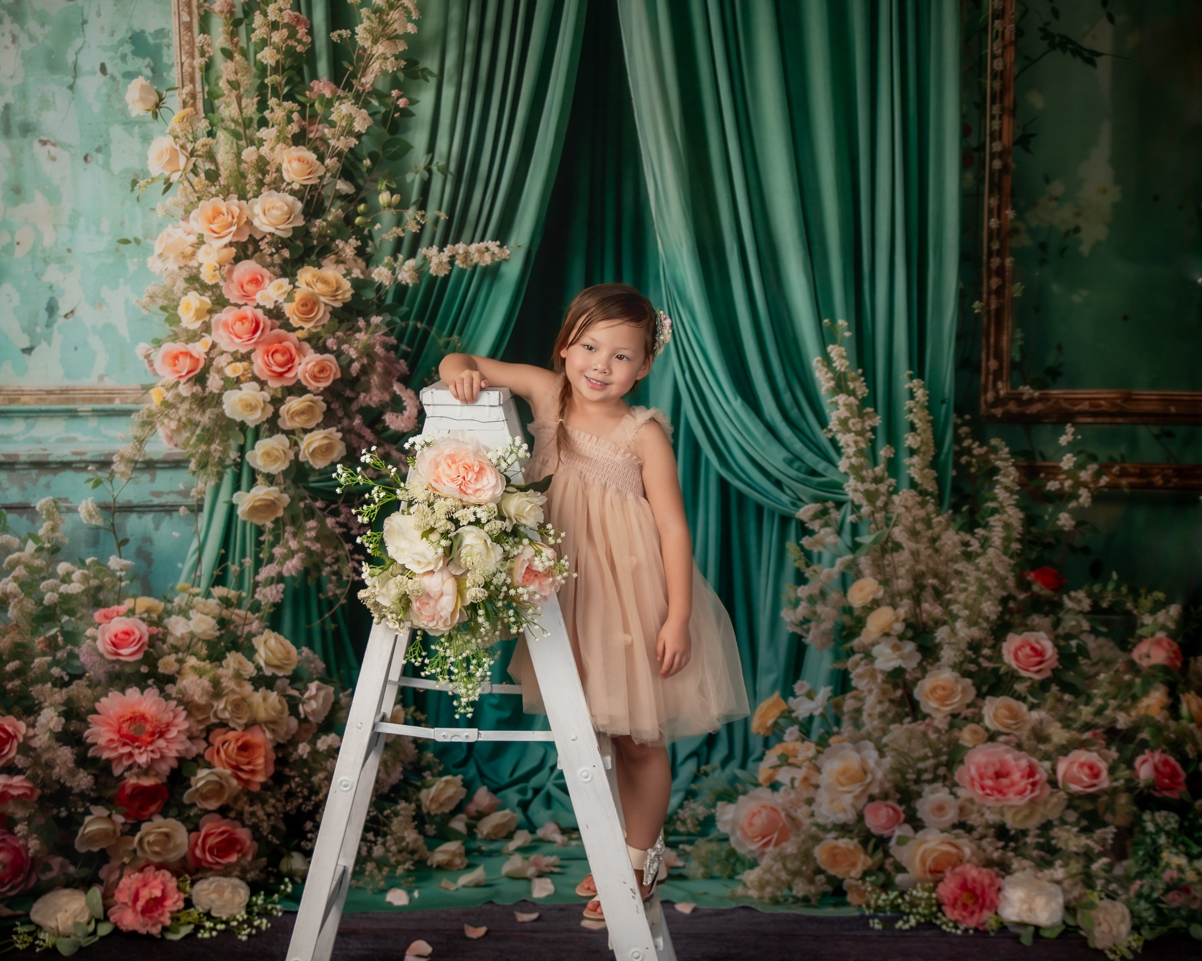 Kate Frühling Blumen Grün Vorhang Wand Hintergrund von Emetselch