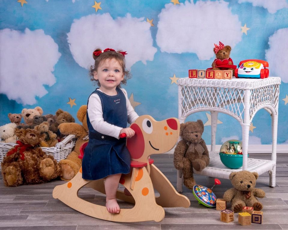 Kate Blaue Zuckerwatte mit Sternenhintergrund von Rose Abbas - Kate Backdrop.de