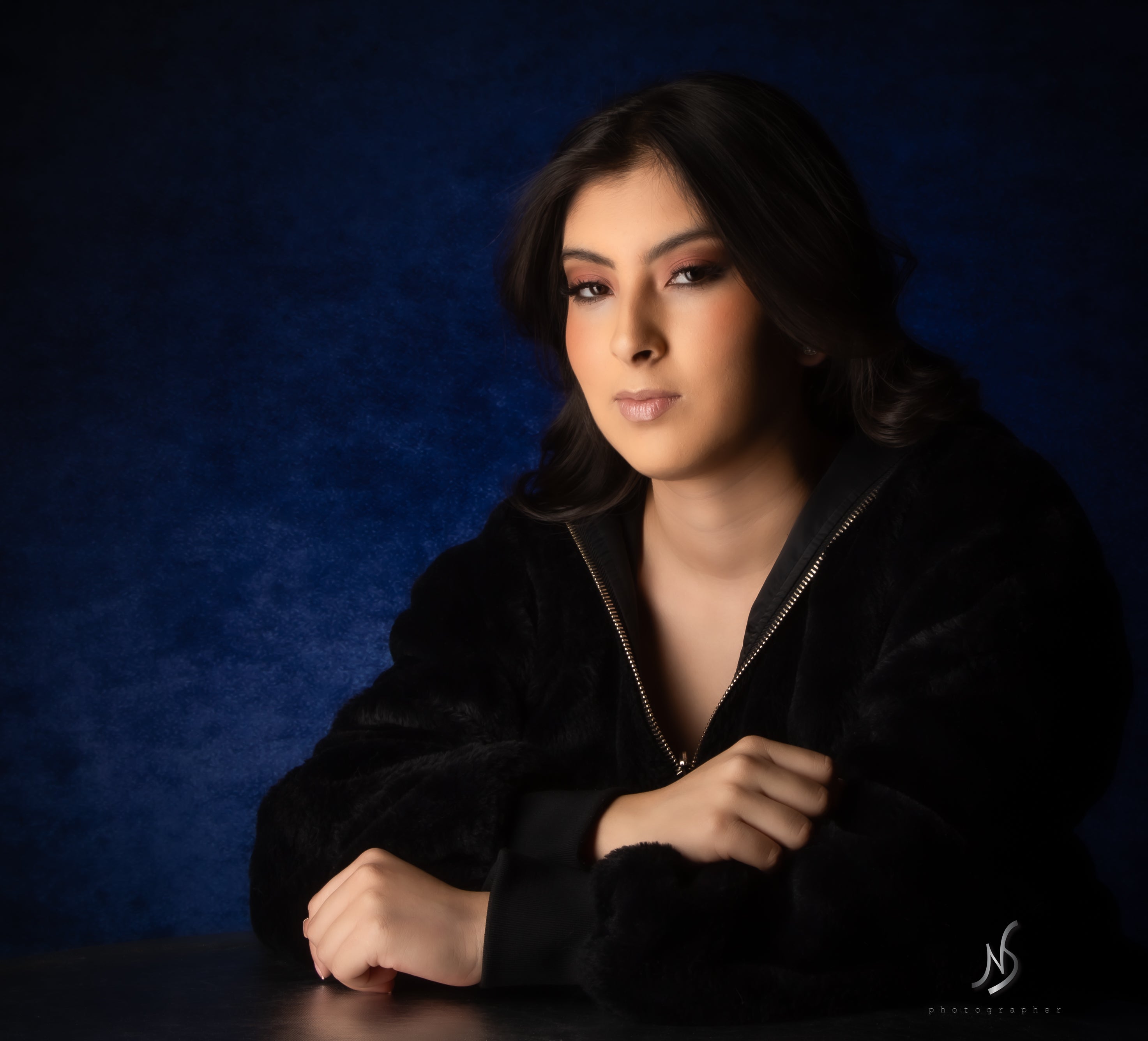 Kate Kaltes schwarzes und graues Texture Unscharf Hintergrund Porträt - Kate Backdrop.de