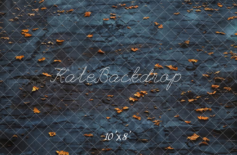 Kate Herbst Blätter Boden Dunkel Fleece Hintergrund Entworfen von Kate Image