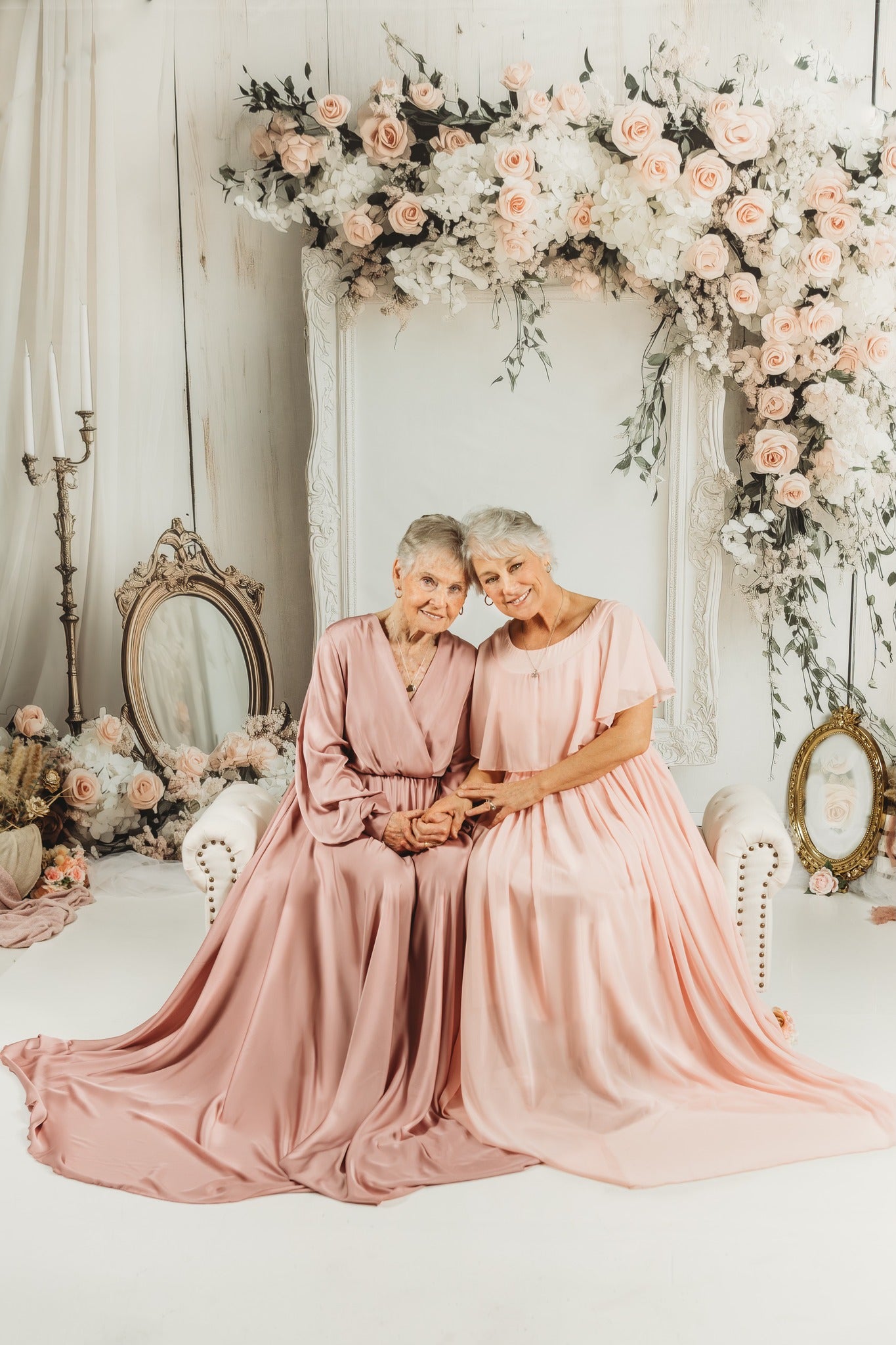 🔥50%OFF-Kate Muttertagsspiegel mit Blumen Hintergrund von Patty Roberts - Kate Backdrop.de