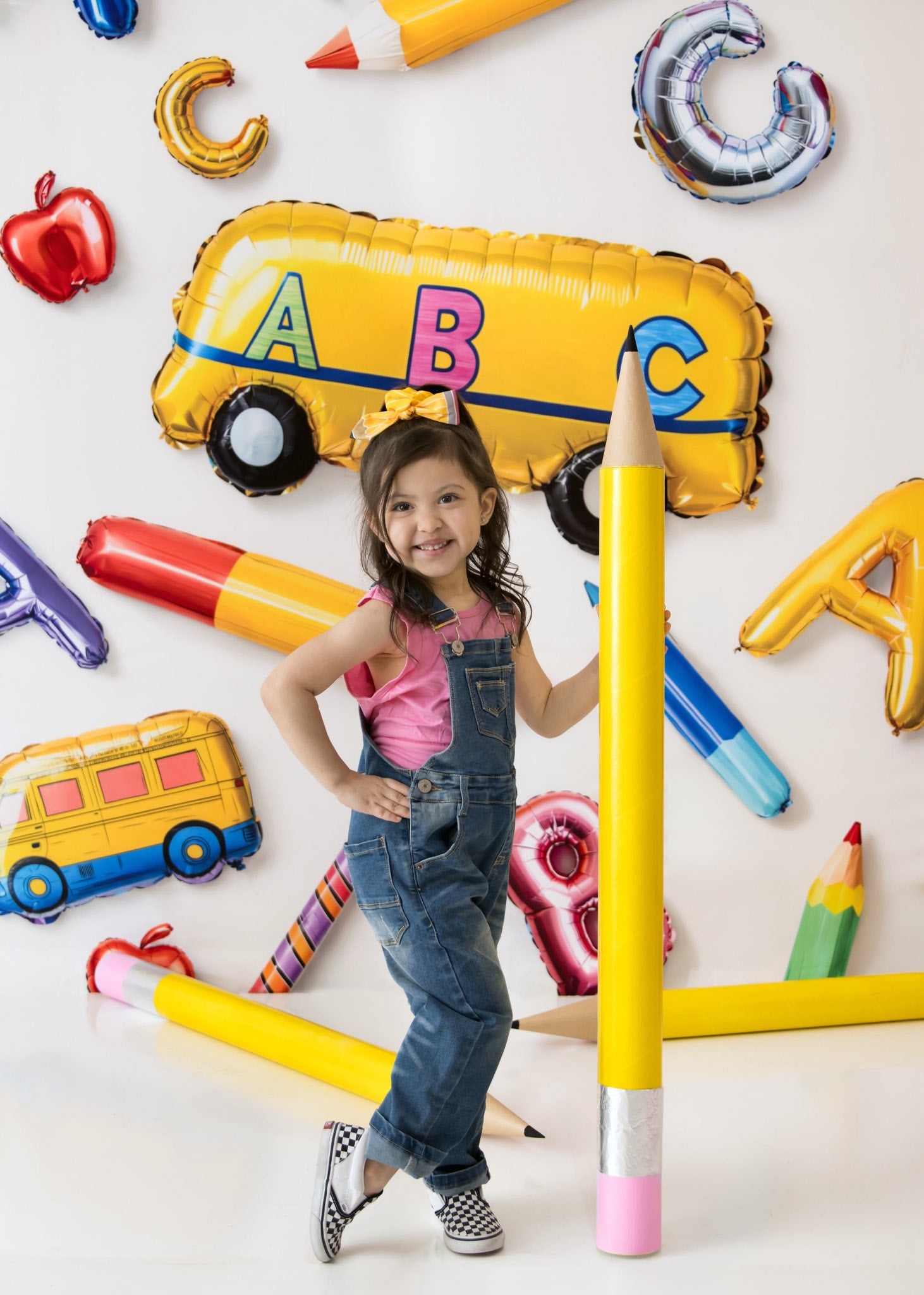⚡Blitzangebote-Kate Zurück zu Schule Ballons Alphabet Bus Hintergrund - Kate Backdrop.de