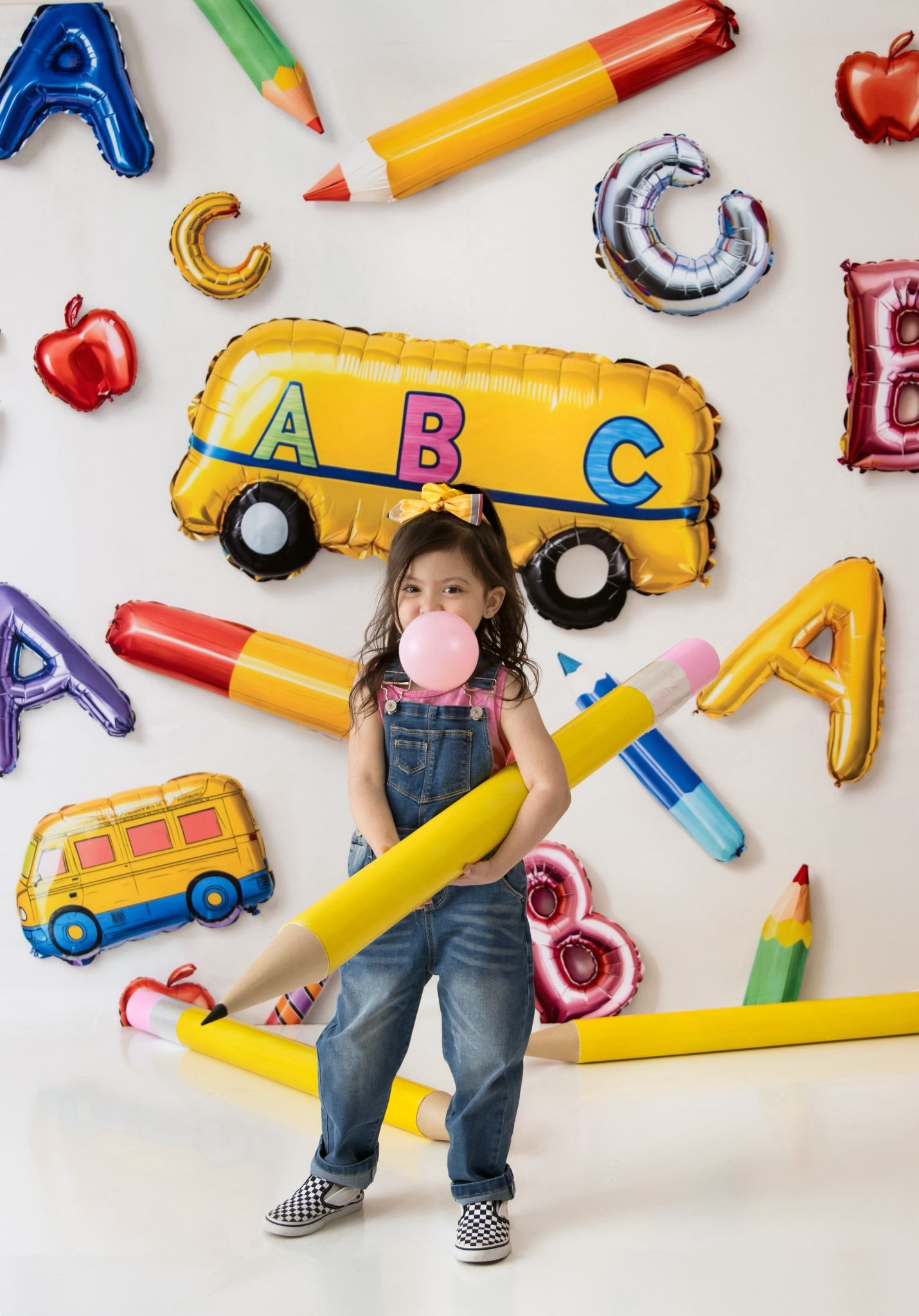 ⚡Blitzangebote-Kate Zurück zu Schule Ballons Alphabet Bus Hintergrund - Kate Backdrop.de