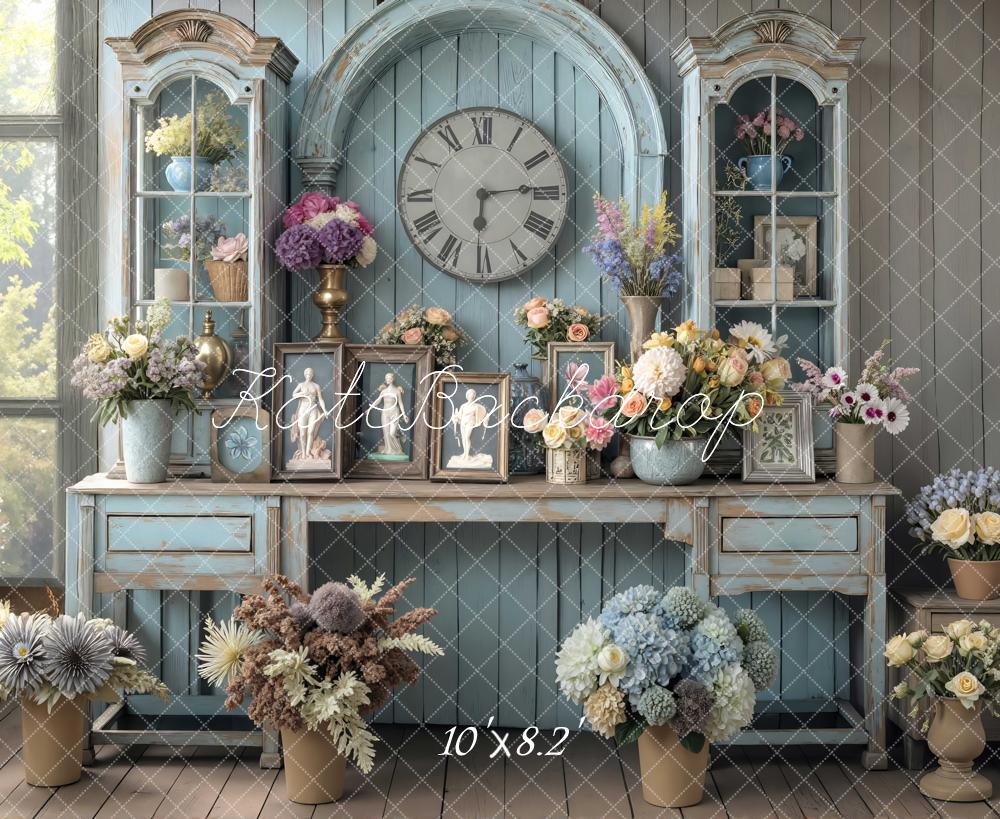 Kate Vintage Blumen Uhr Blau Hintergrund Entworfen von Mini MakeBelieve