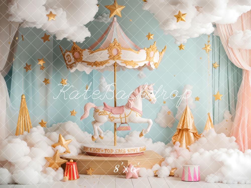 Kate Kinder Karussell Wolken Pastell Hintergrund Entworfen von Emetselch