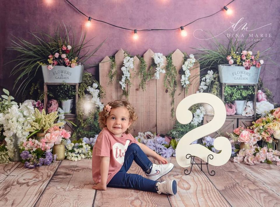 Kate Blumen Garten mit Beleuchtung Hintergrund Boho von Megan Leigh Photography - Kate Backdrop.de