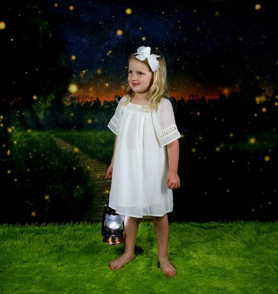 Kate Firefly Feld Hintergrund für Fotografie Entworfen von Thousand Words Photography