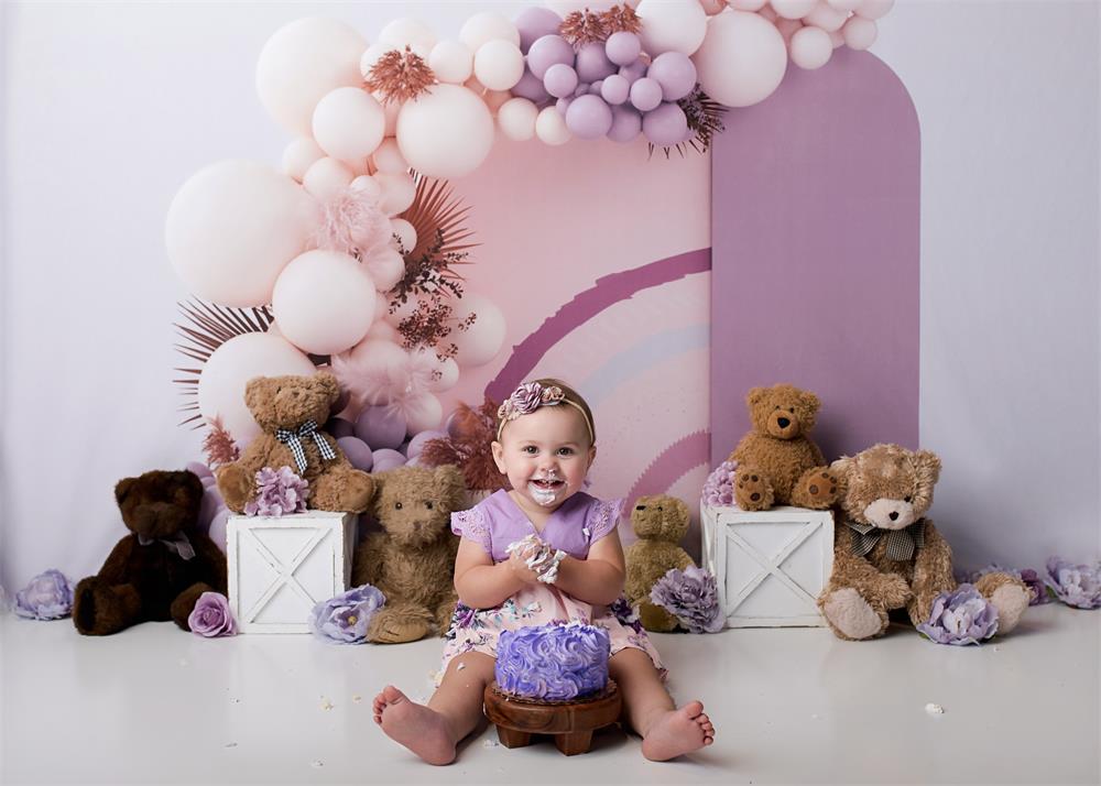 Kate Lila Boho Luftballons Hintergrund Cake Smash Party von Uta Mueller Photography