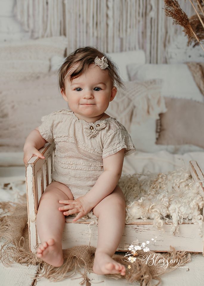 Kate Boho Macrame Bodenkissen mit Pflanzen Hintergrund Entworfen von Mandy Ringe Photography - Kate Backdrop.de
