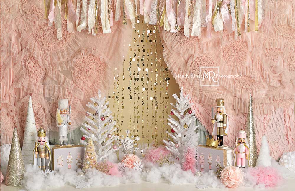 Kate Weihnachten rosa goldene Nussknacker Hintergrund von Mandy Ringe Photography - Kate Backdrop.de