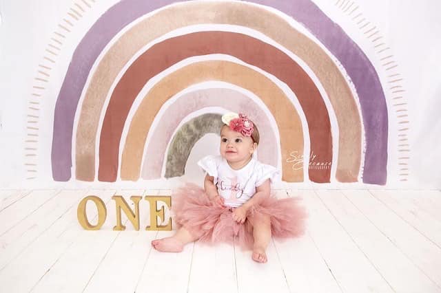 Kate Junge Boho Regenbogen Kulisse von Mandy Ringe Photography - Kate Backdrop.de