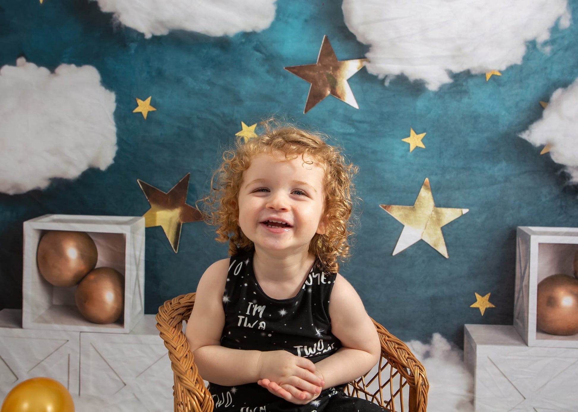 Kate Sterne Wolken Geburtstag Hintergrund Cake Smash von Rose Abbas - Kate Backdrop.de