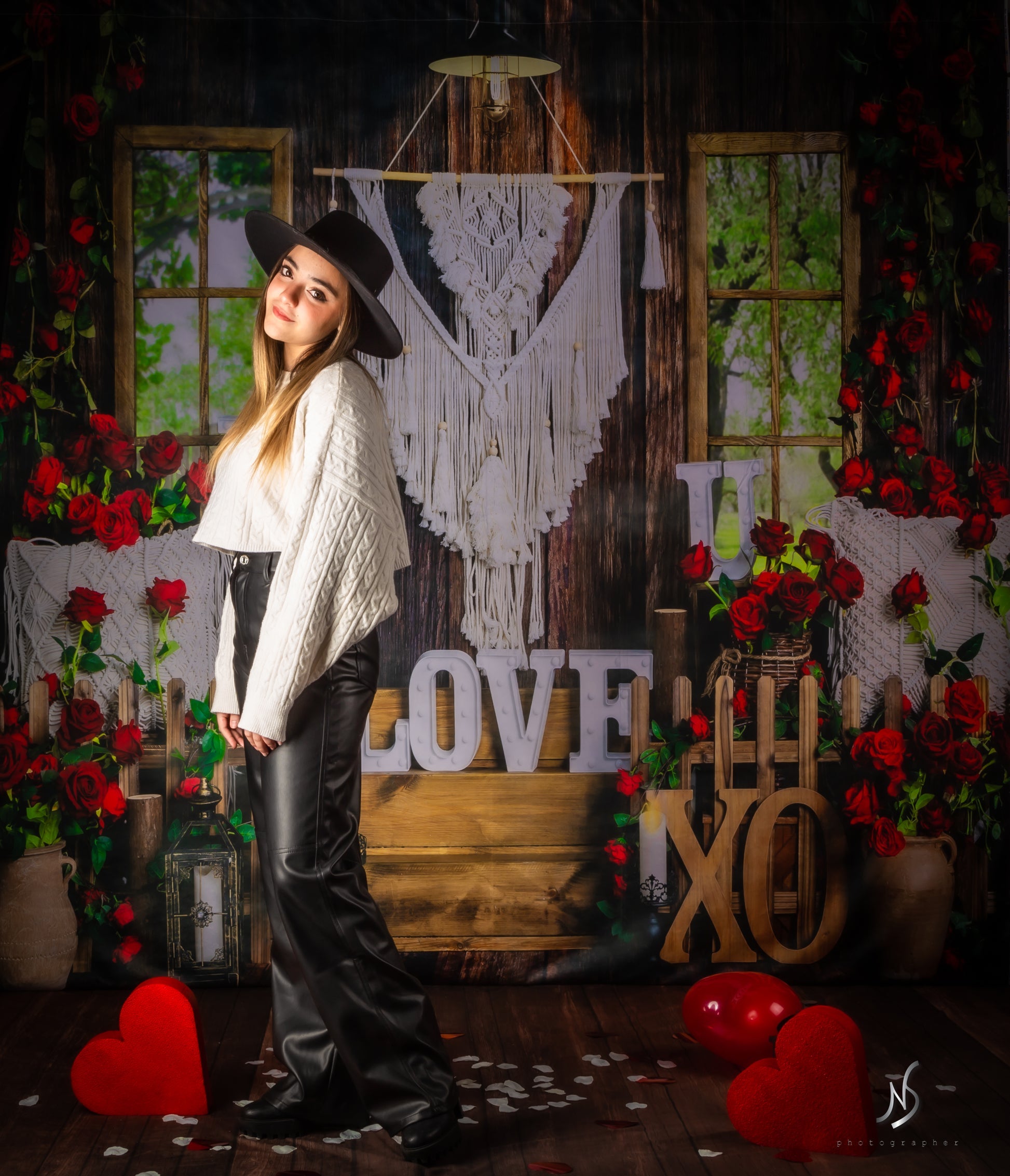 Kate Valentinstag Hintergrund Boho Fenster Rose von Emetselch - Kate Backdrop.de