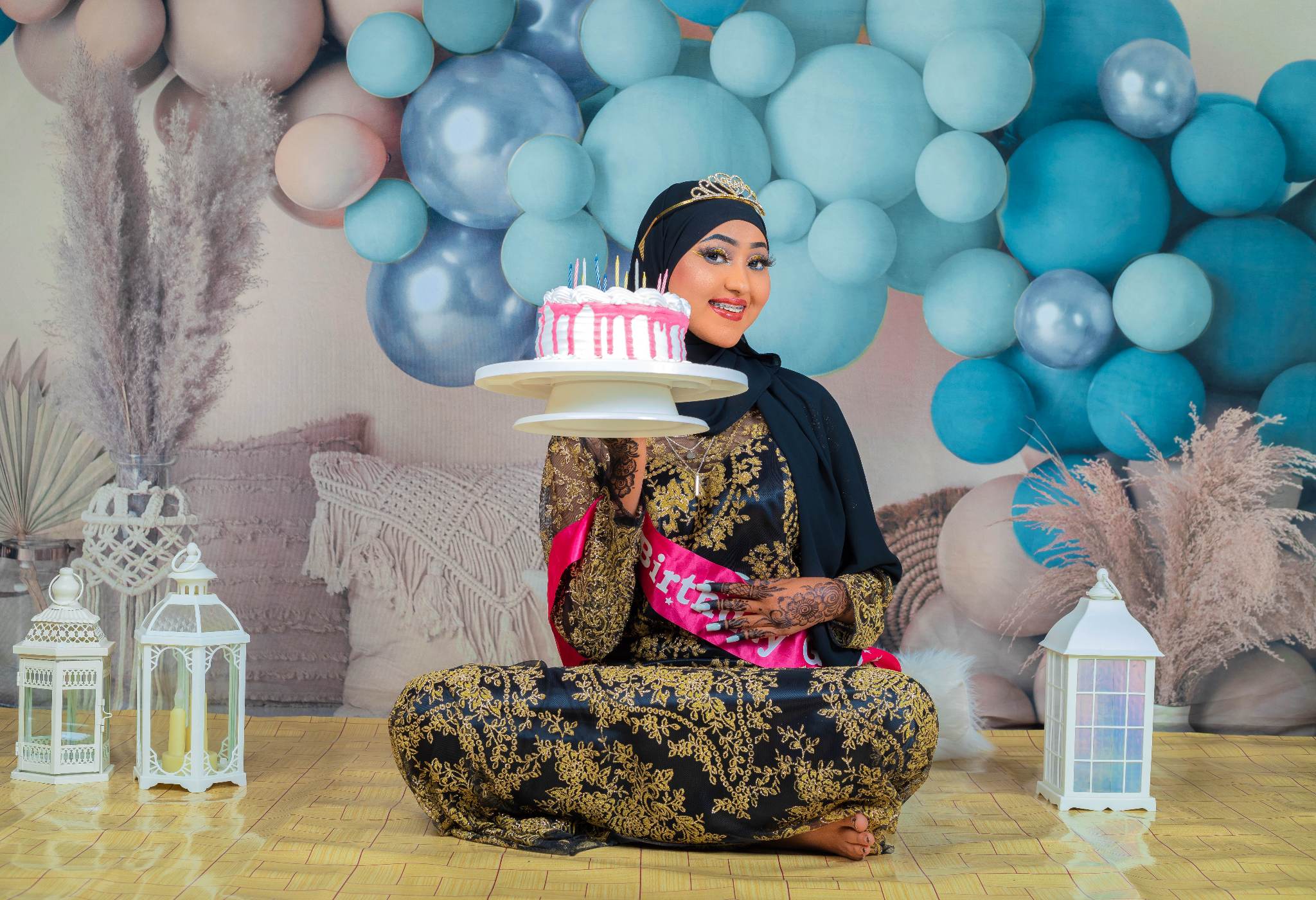 Kate Boho Luftballon Hintergrund blau Kissen Sommer von Mandy Ringe Photography - Kate Backdrop.de