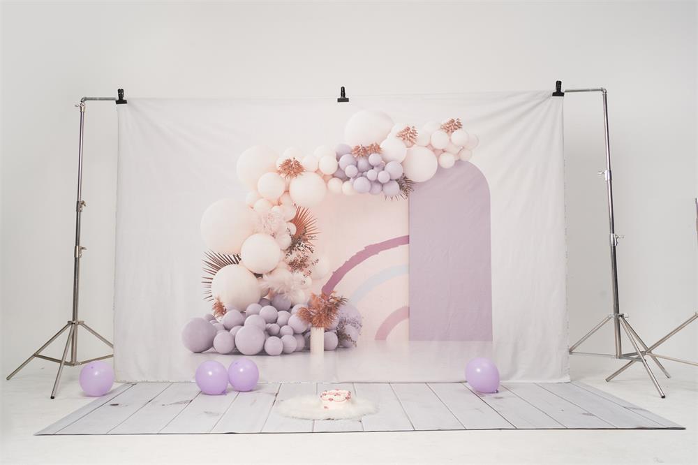 Kate Lila Boho Luftballons Hintergrund Cake Smash Party von Uta Mueller Photography