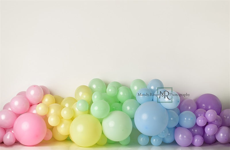 Kate Pastellfarbener Regenbogen-Bodenballon-Hintergrund von Mandy Ringe Photography - Kate Backdrop.de