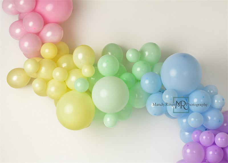 Kate Pastellfarbene Regenbogen-Girlanden-Kulisse von Mandy Ringe Photography - Kate Backdrop.de