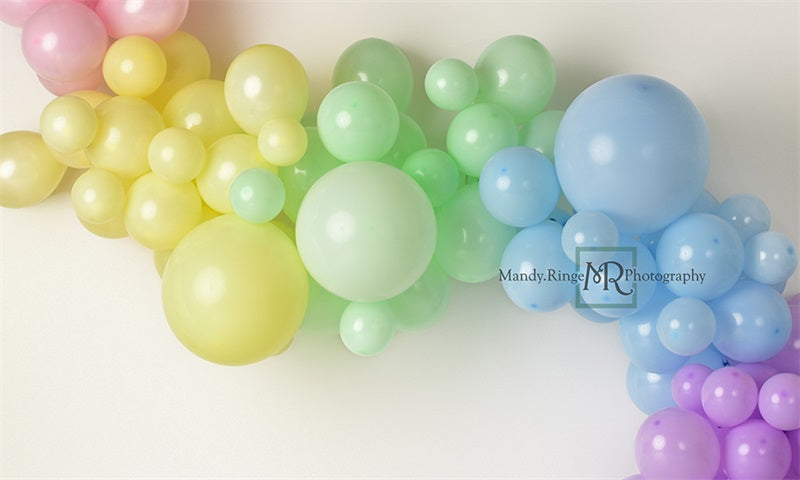 Kate Pastellfarbene Regenbogen-Girlanden-Kulisse von Mandy Ringe Photography - Kate Backdrop.de