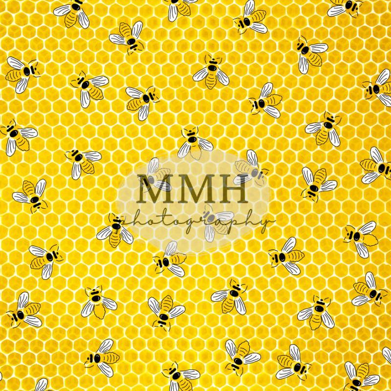 Kate BEE-Day- Gelber Hintergrund mit Bienenmuster von Melissa McCraw-Hummer - Kate Backdrop.de