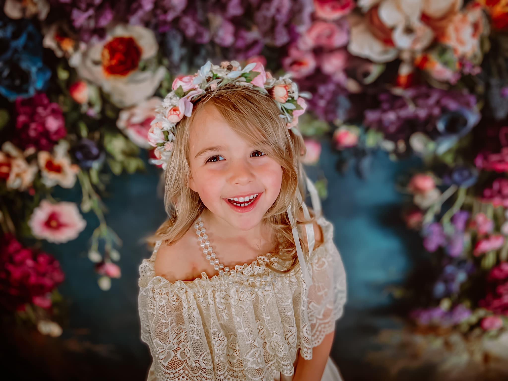 Kate Fine Art Oil Painterly floral Dark Teal Hintergrund von Mini MakeBelieve - Kate Backdrop.de