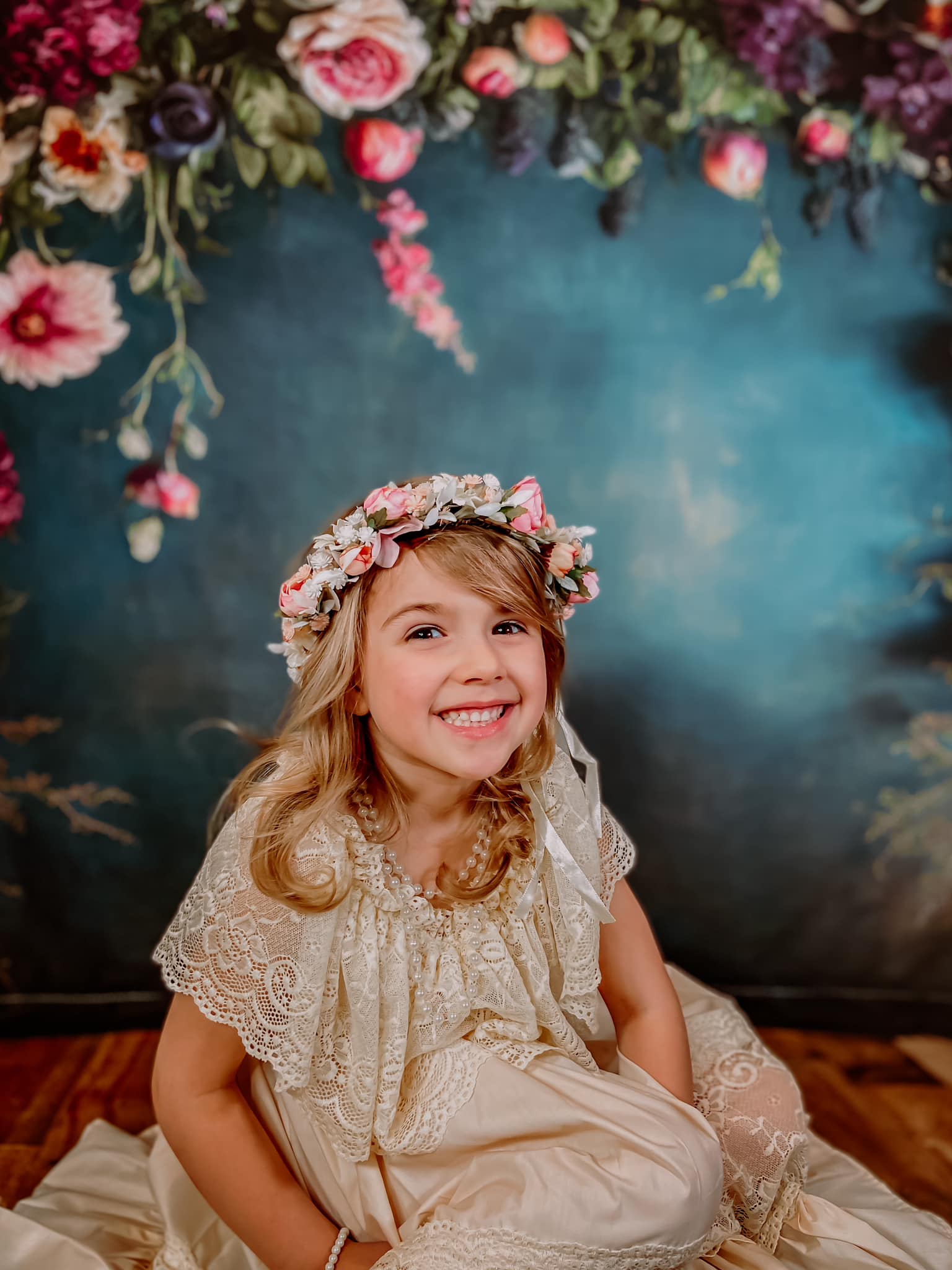 Kate Fine Art Oil Painterly floral Dark Teal Hintergrund von Mini MakeBelieve - Kate Backdrop.de