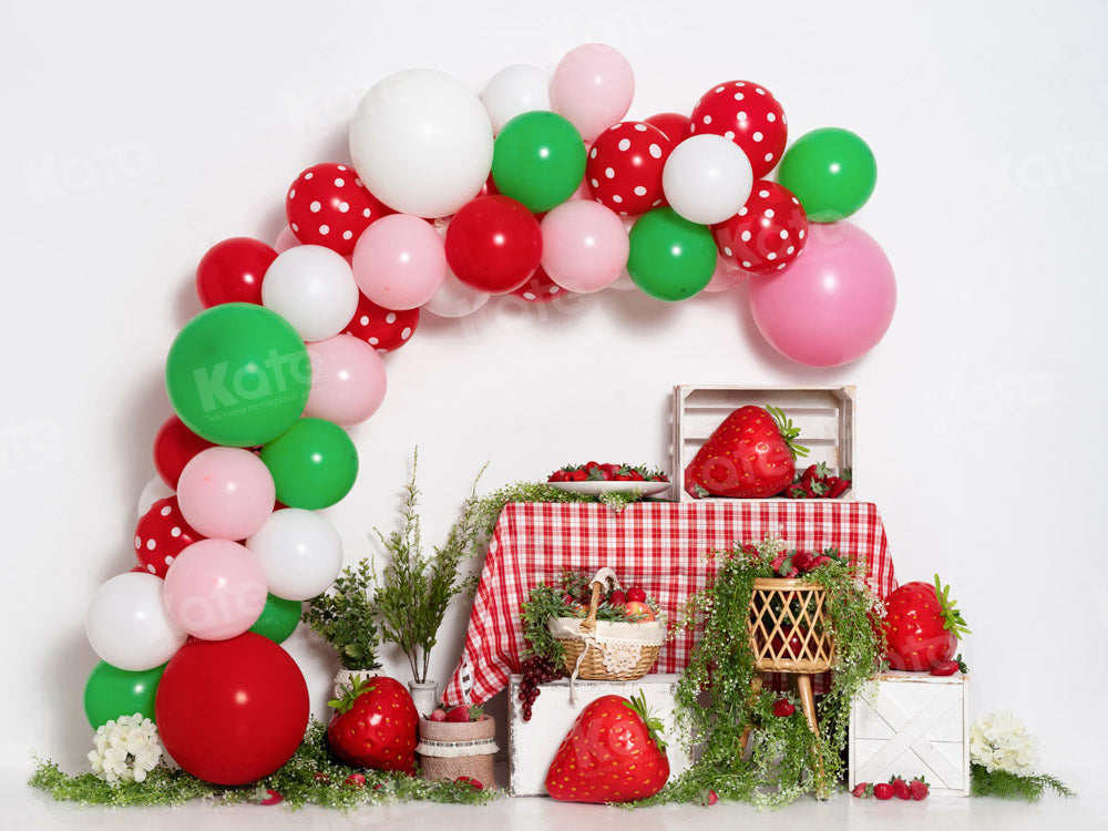 Kate Erdbeere Luftballons Kuchen Smash Kulisse von Emetselch - Kate Backdrop.de