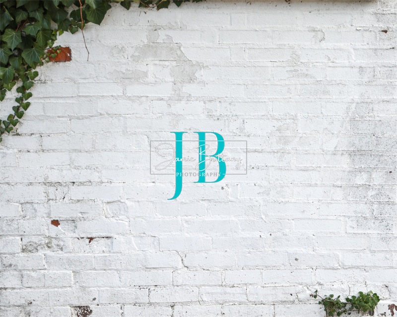 Kate Frühling Weiße Ziegelwand von JB Fotografie - Kate Backdrop.de