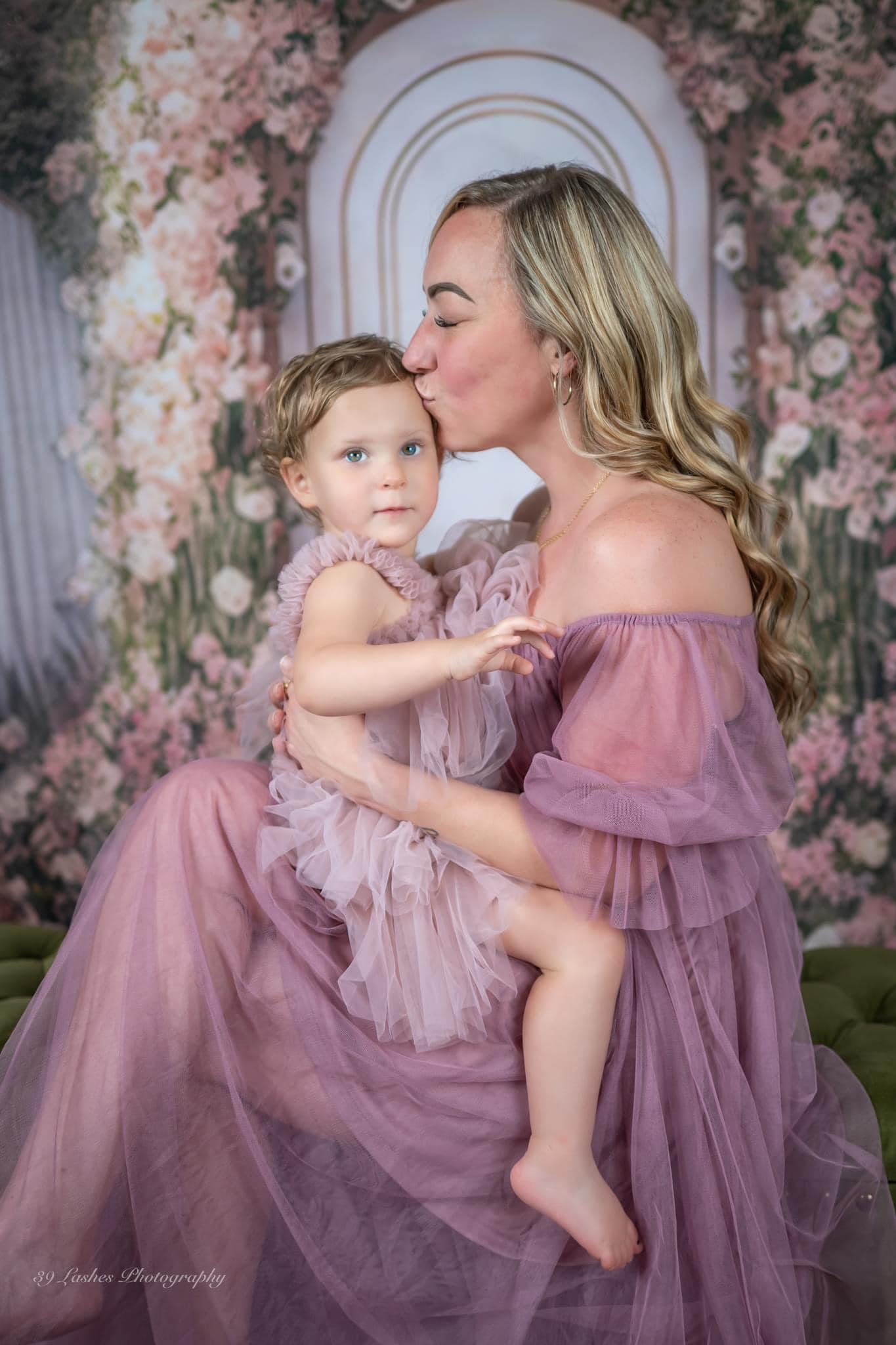 Kate Painterly Fine Art Frame Frühlingsblumen Hintergrund von Mini MakeBelieve - Kate Backdrop.de