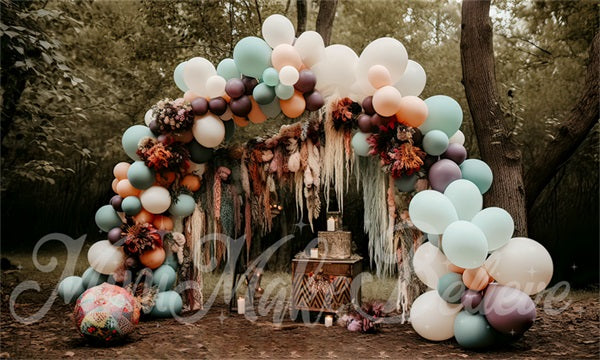 Kate Painterly Fine Art Boho Muted Pastell Luftballons Bogen Woodlands Hintergrund von Mini MakeBelieve - Kate Backdrop.de