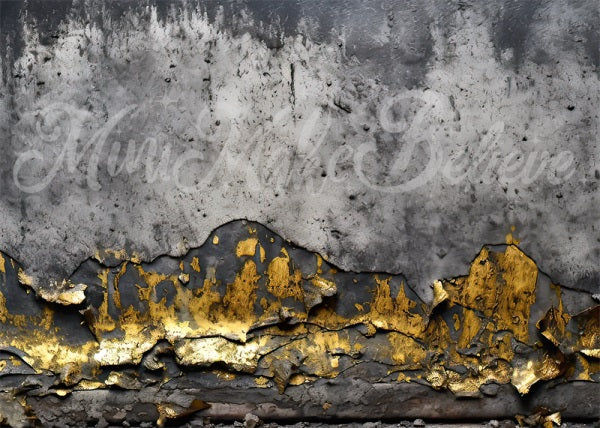 Kate Painterly Fine Art Betongold Wandhintergrund von Mini MakeBelieve - Kate Backdrop.de