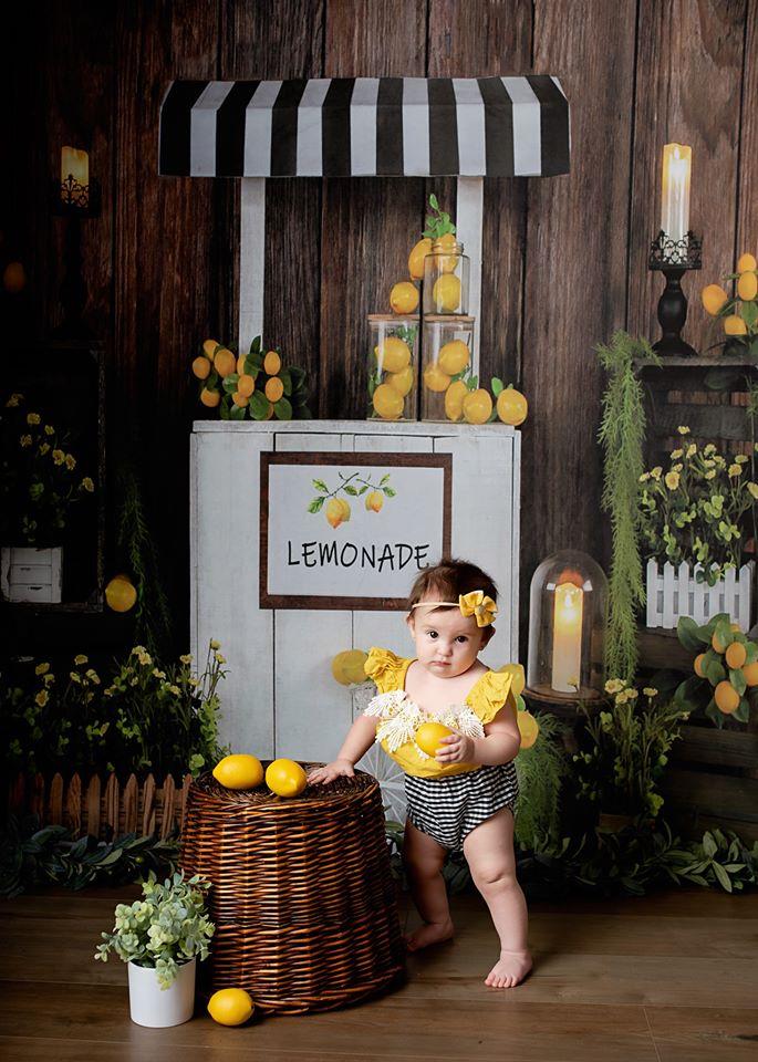 Kate Sommer Lemon Stand Backdrop Entworfen von Jia Chan Photography - Kate Backdrop.de