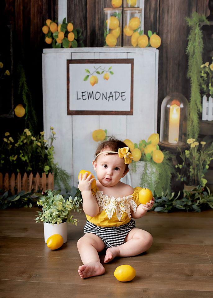 Kate Sommer Lemon Stand Backdrop Entworfen von Jia Chan Photography - Kate Backdrop.de