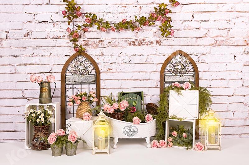 Kate Muttertag Blumen Fenster Baby Bad Backstein Hintergrund von Emetselch