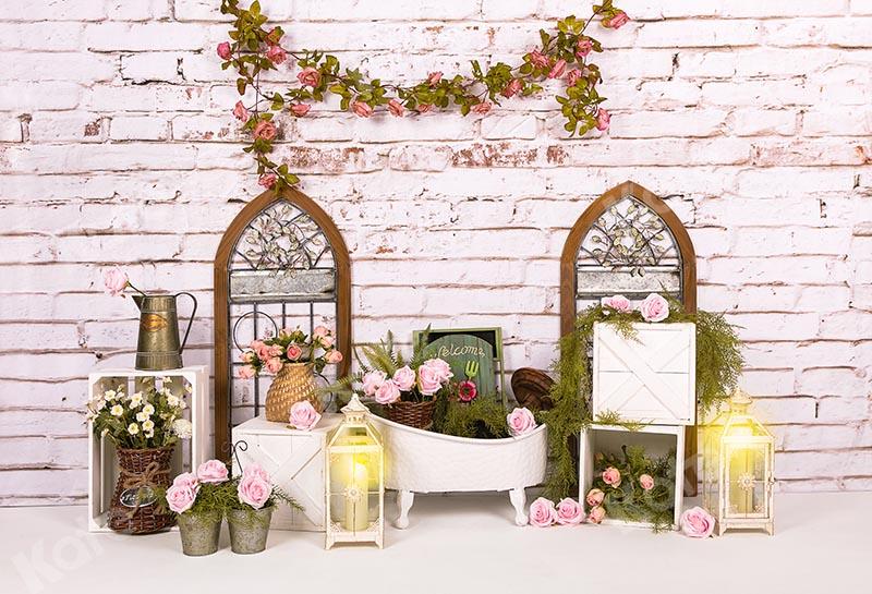 Kate Muttertag Blumen Fenster Baby Bad Backstein Hintergrund von Emetselch