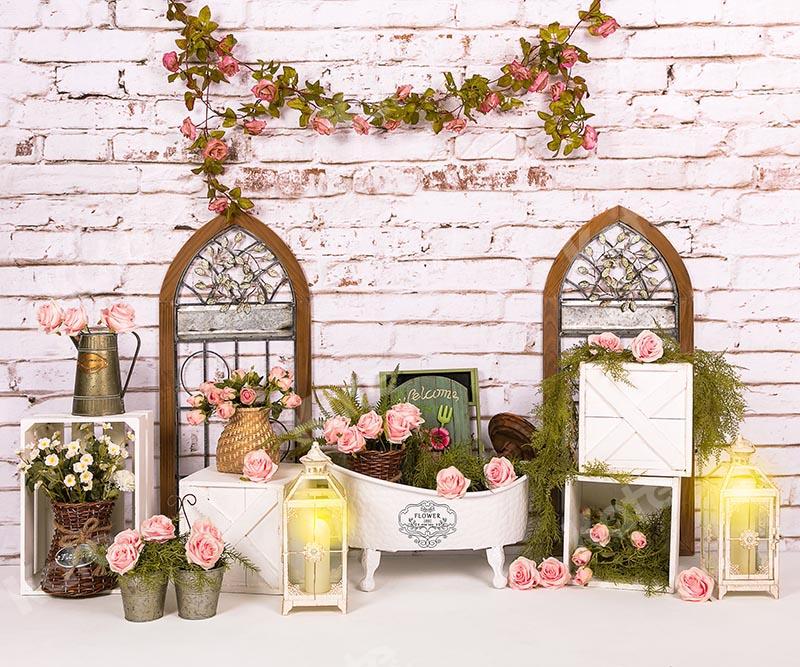 Kate Muttertag Blumen Fenster Baby Bad Backstein Hintergrund von Emetselch