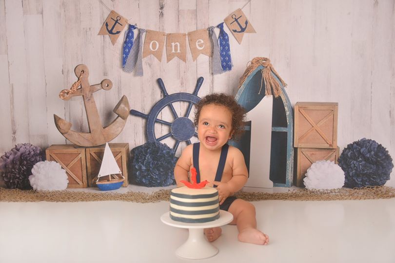 Kate Rudder Anchor Sailor Kinder Kulisse für den Sommerkuchen Smash Designed by Mandy Ringe Photography - Kate Backdrop.de
