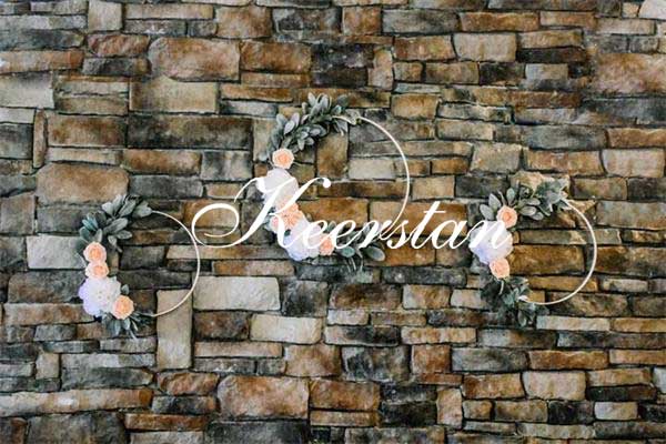 Kate Rock Stone Wall mit Garland Kulisse für Fotografie Entworfen von Keerstan Jessop - Kate Backdrop.de