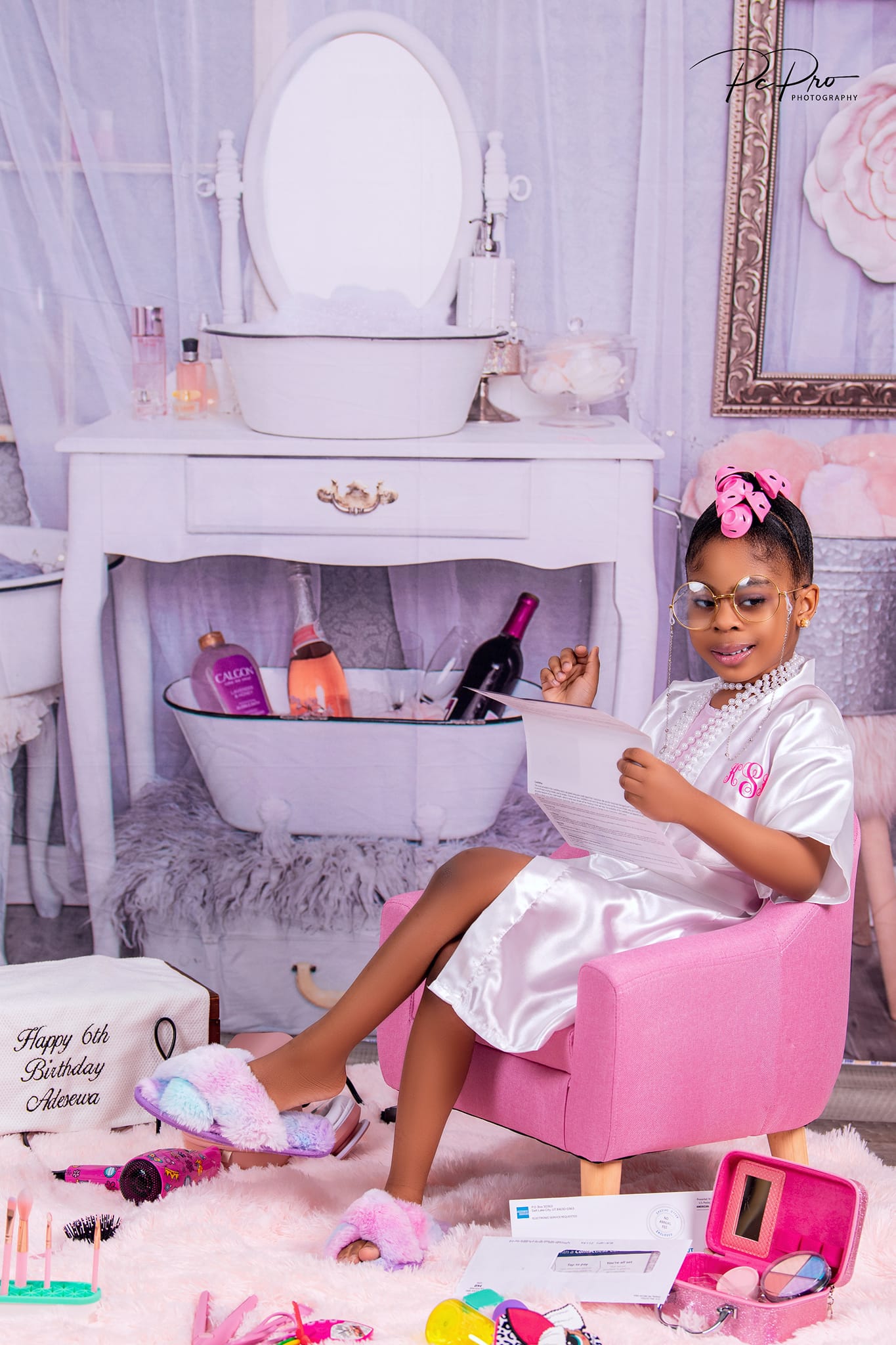 Kate Powder Room Kinder Hintergrund für Fotografie von Erin Larkins - Kate Backdrop.de