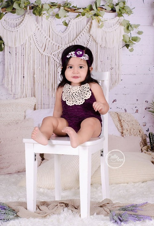 Kate Boho Macrame Bodenkissen mit Pflanzen Hintergrund Entworfen von Mandy Ringe Photography - Kate Backdrop.de