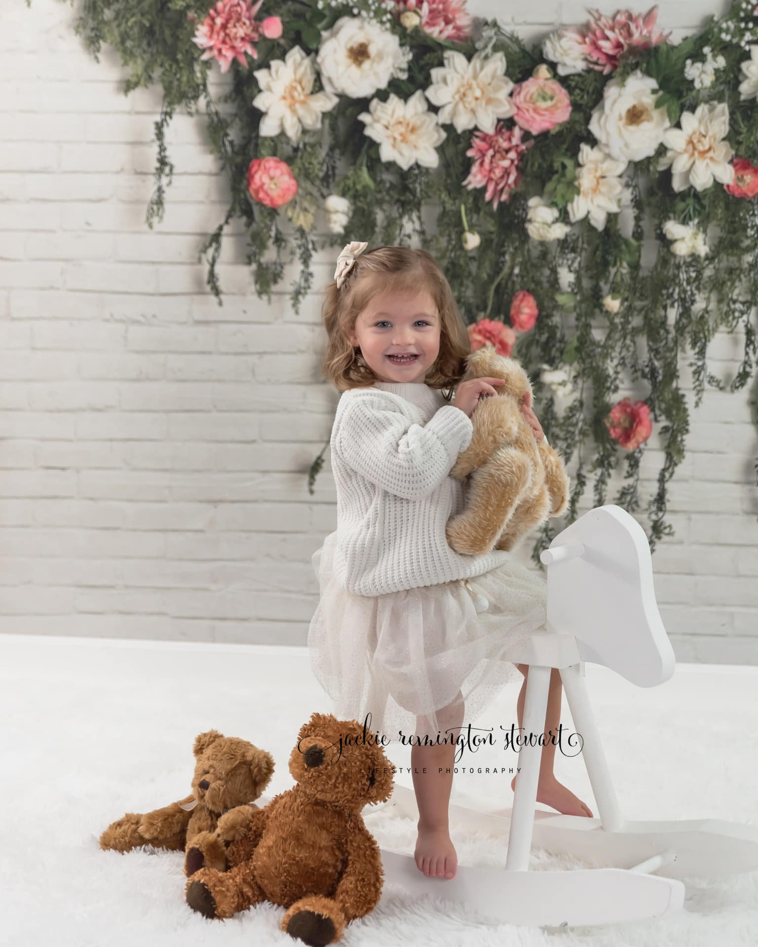 Kate Grüne Girlande mit rosa Blumenhintergrund von Mandy Ringe - Kate Backdrop.de