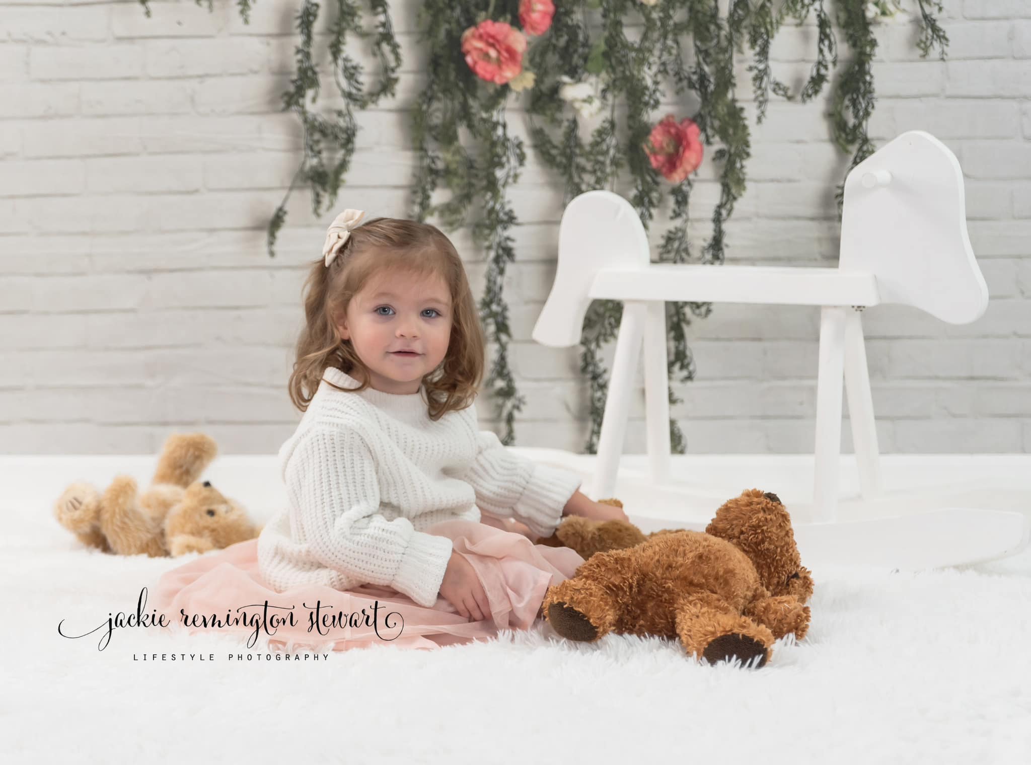 Kate Grüne Girlande mit rosa Blumenhintergrund von Mandy Ringe - Kate Backdrop.de