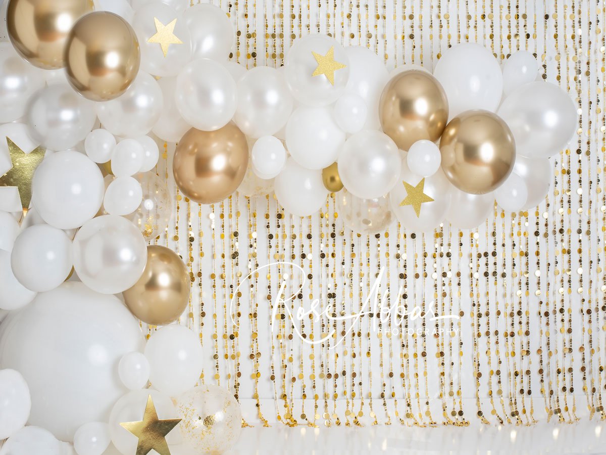 Kate Cake Smash Gold Luftballons Hintergrund von Rose Abbas