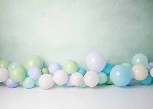 Kate Light Green Balloons für Kinder Geburtstagshintergrund für Fotografie Designed by Kerry Anderson - Kate Backdrop.de