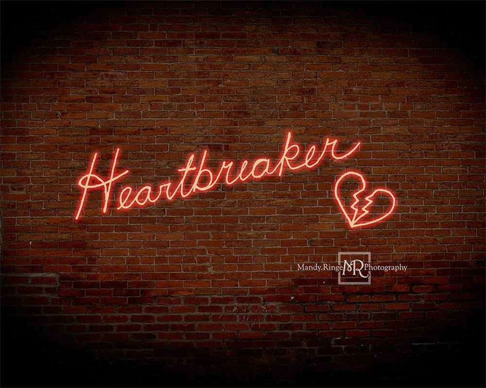 Kate Heartbreaker Valentinstag Ziegelwand Backstein Hintergrund von Mandy Ringe Photography - Kate Backdrop.de