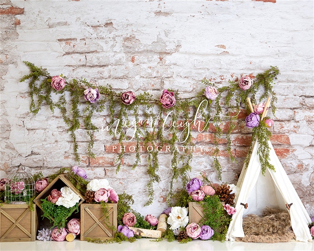 Kate Backsteinmauer Frühling Blumen Hintergrund für Fotografie von Megan Leigh Photography - Kate Backdrop.de
