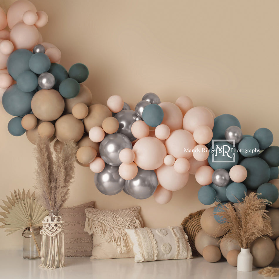 Kate Boho Ballons Hintergrund Makramee Kissen von Mandy Ringe Photography - Kate Backdrop.de