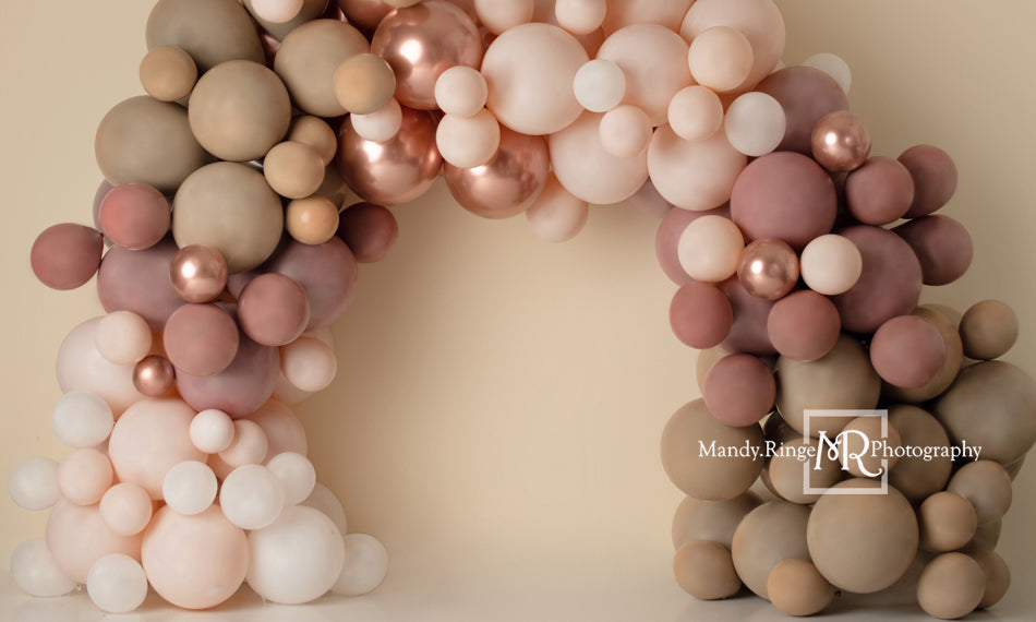 Kate Mädchen rosa Ballon Bogen Hintergrund Boho von Mandy Ringe Photography - Kate Backdrop.de