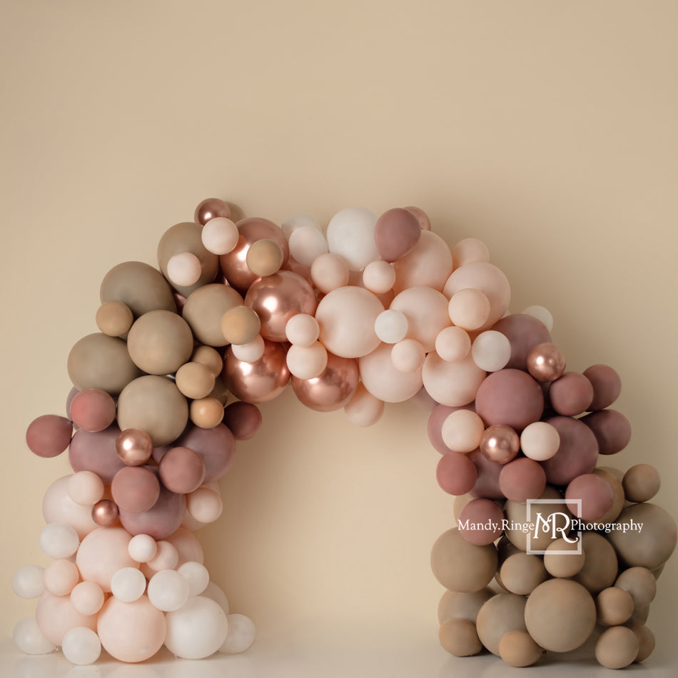 Kate Mädchen rosa Ballon Bogen Hintergrund Boho von Mandy Ringe Photography - Kate Backdrop.de
