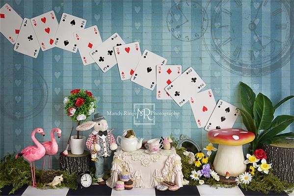 Kate Teeparty mit Alice Hintergrund Entworfen von Mandy Ringe Photography - Kate Backdrop.de